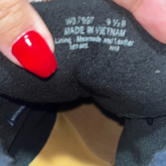 Cole Haan Women's Zerøgrand Explore Waterproof Hiker Boots Blue Size 9.5B - Picture 10 of 13